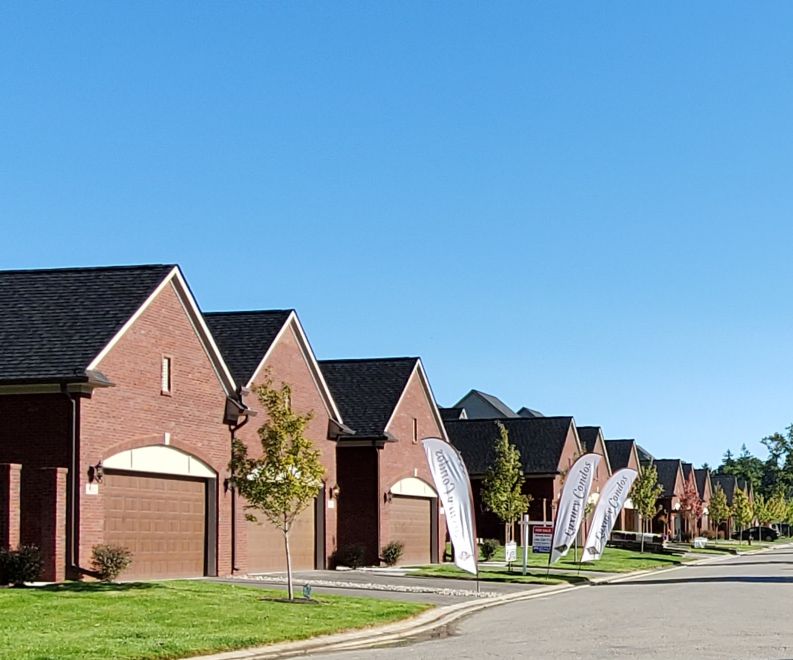 Paul Anthony Homes NEIGHBORHOODS Peninsula Condominiums