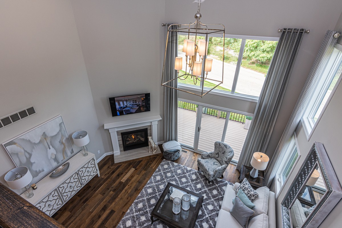 Paul Anthony Homes NEIGHBORHOODS Peninsula Condominiums