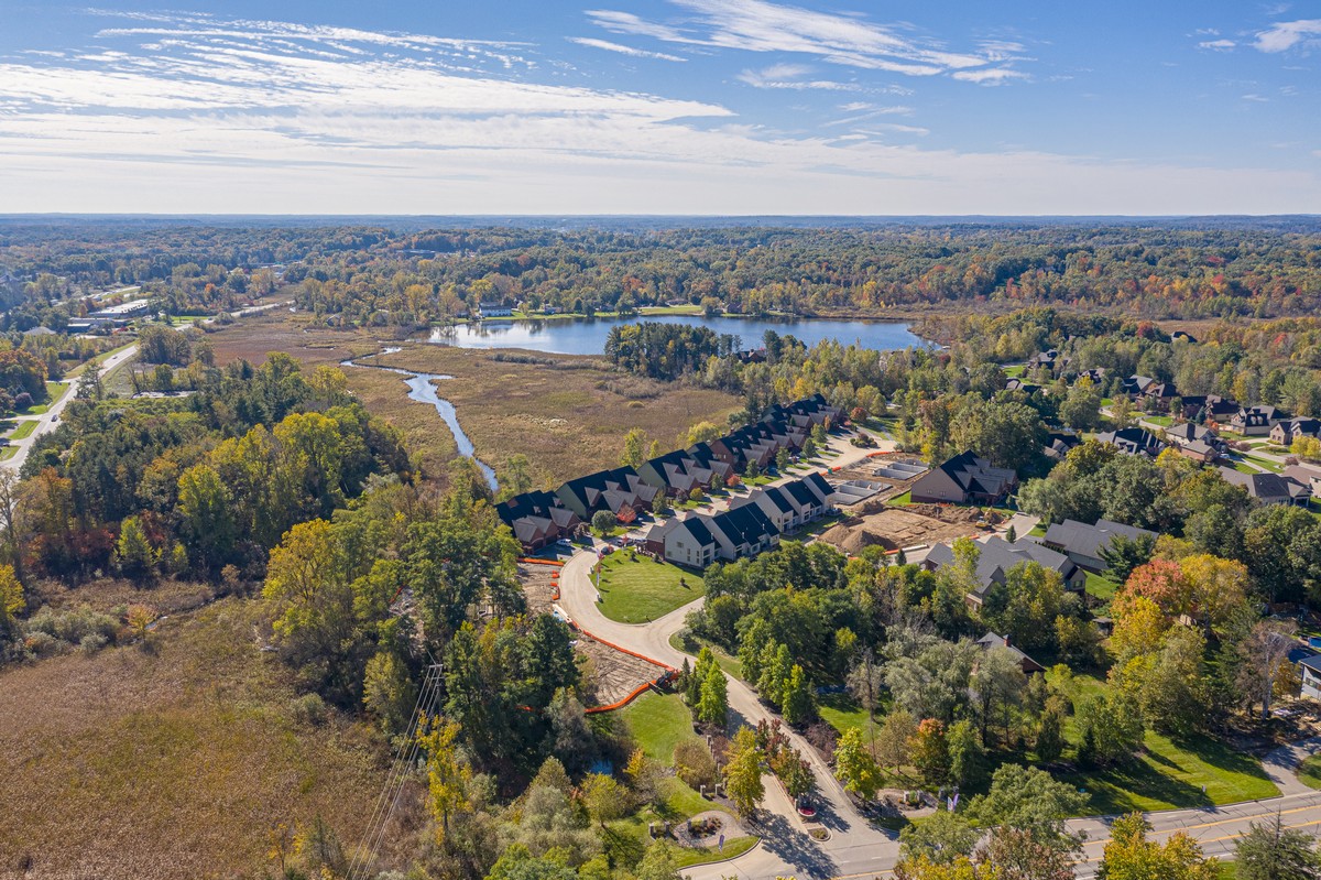 Paul Anthony Homes NEIGHBORHOODS Peninsula Condominiums